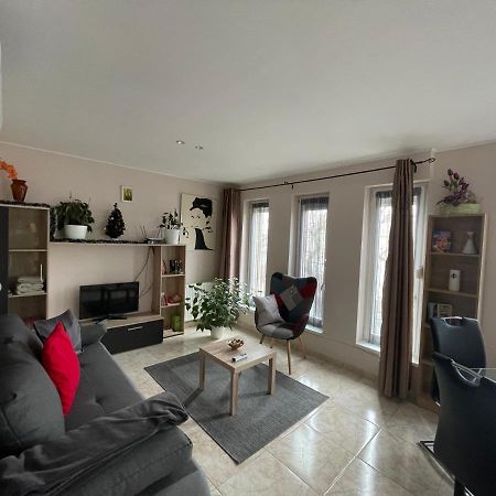 Nyil Apartman Wellnes Debrecen Exteriör bild
