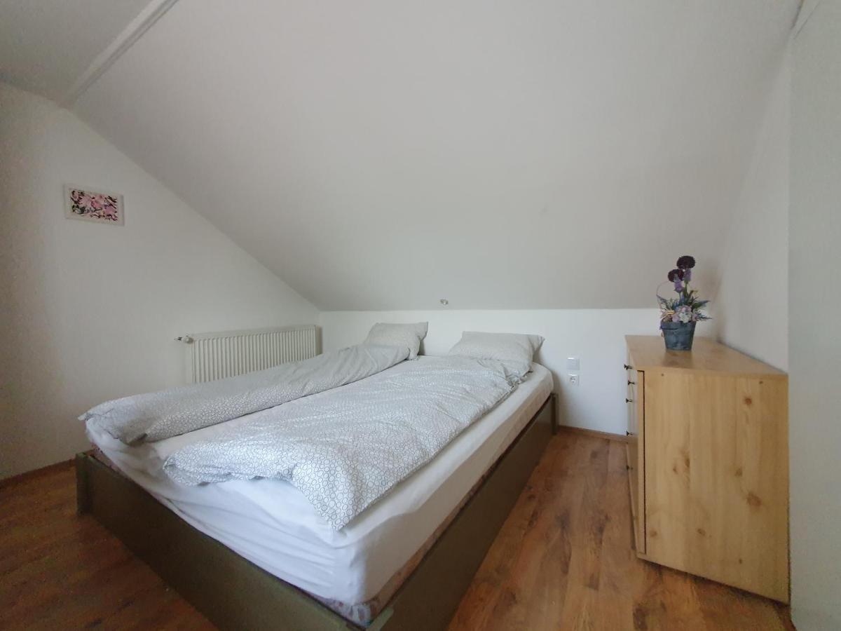 Nyil Apartman Wellnes Debrecen Exteriör bild